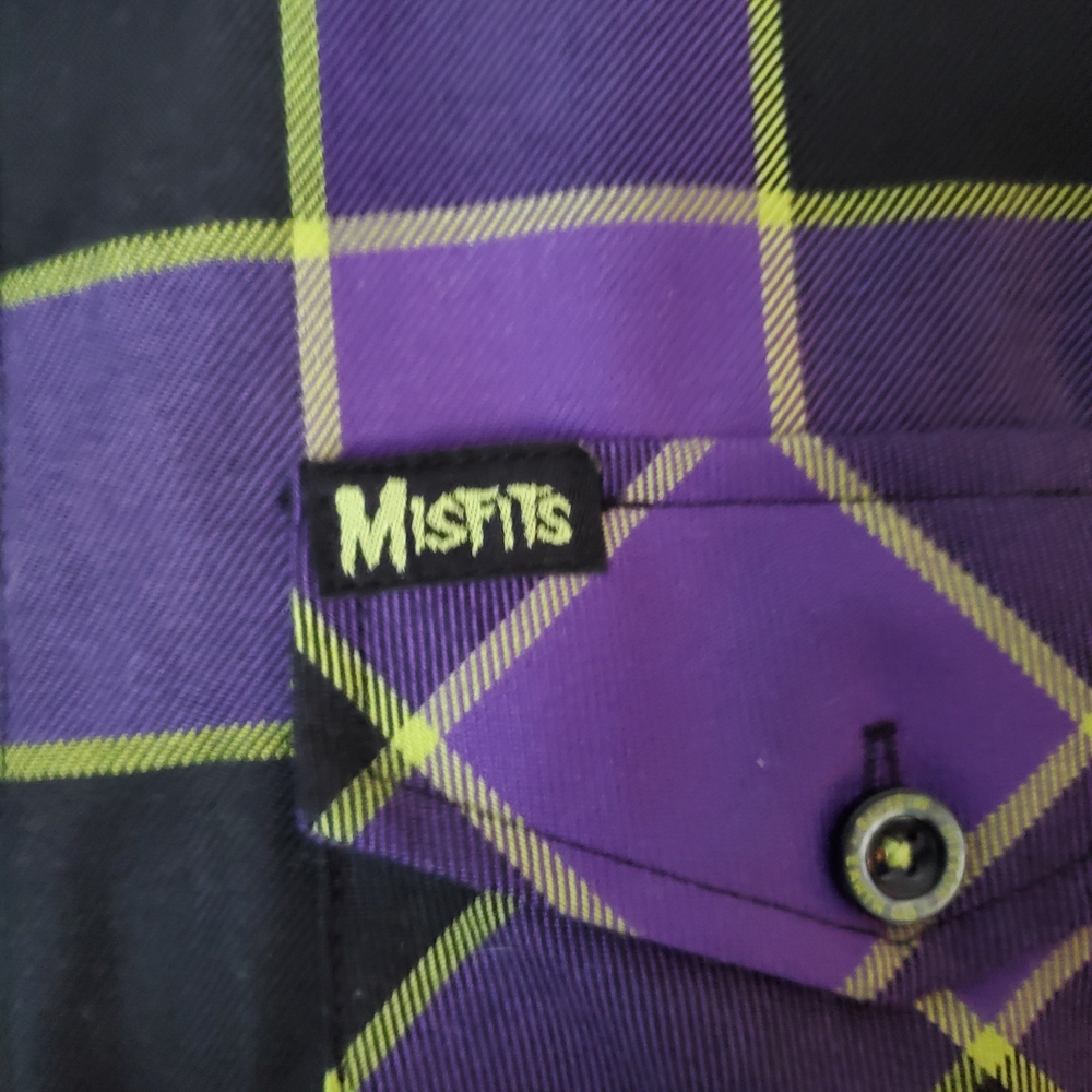 DIXXON Men's Misfits Flannel - Picture 3 of 4